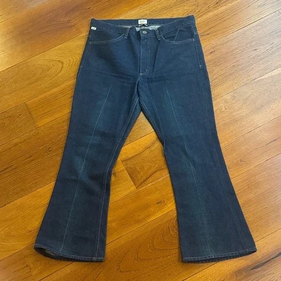 Flare In Beginner - Picture 1 of 1